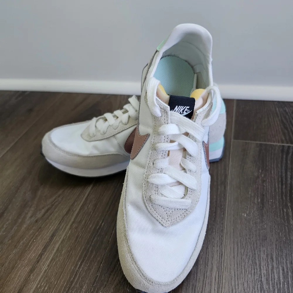 Nike Waffle Trainer 2 GS 'White Mint Copper Youth Sz 6.5Y #DC6477 102 - Picture 16 of 16